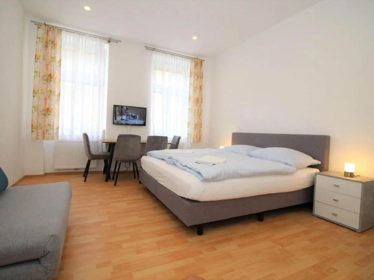 Studio Studio Meidling By Interhome Vienna